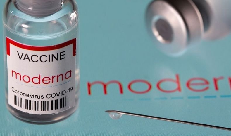 От „Модерна“ с предупреждение: С времето защитните свойства на ваксината отслабват