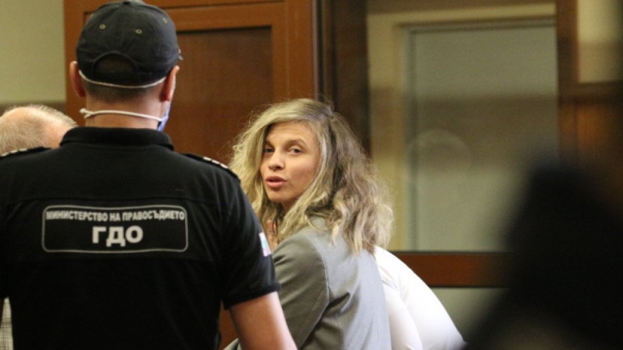 Върнаха на прокуратурата делото срещу ЛиЛана и брат и Александър