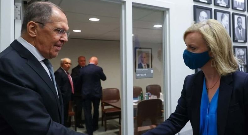 Сергей Лавров се срещна с новия външен министър на Великобритания (ВИДЕО)