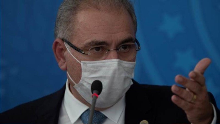 Здравният министър на Бразилия с положителен тест в Ню Йорк