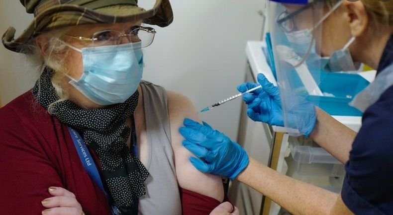 Половината от възрастното население в Бразилия е със завършен пълен курс на ваксинация срещу коронавируса