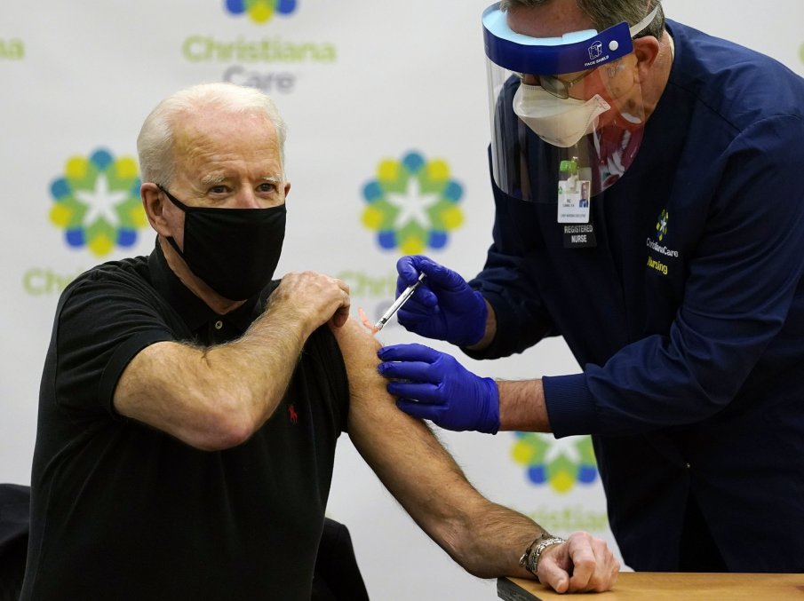 Байдън получи трета доза ваксина срещу COVID-19