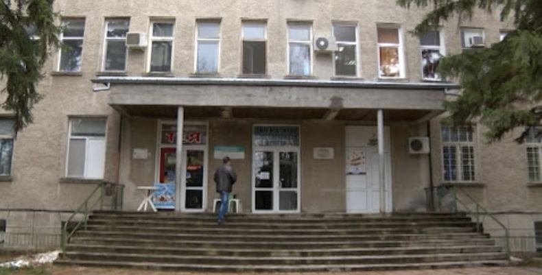 Спешни медици в Горна Оряховица съживиха пациент след 20 минути в клинична смърт