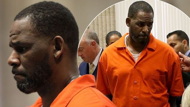 Певецът Ар Кели признат за виновен по обвинения в сексуални престъпления