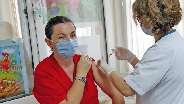 Лекар с черна статистика: България е на челни нива по смъртност от COVID-19