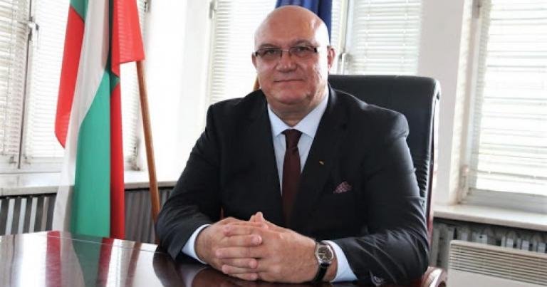 ПОЛИТИЧЕСКО НОМАДСТВО: СДС оттегля подкрепата си за кмета на Видин, влязъл в Инициативния комитет на Радев