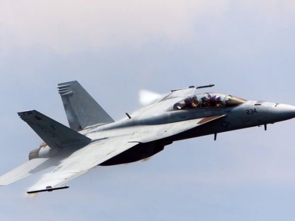 Американски изтребител се разби в пустинята Мохаве