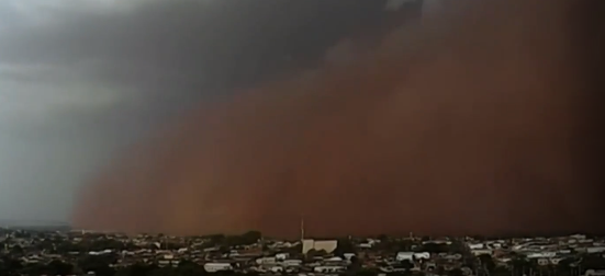 Облак от прах покри Сао Пауло