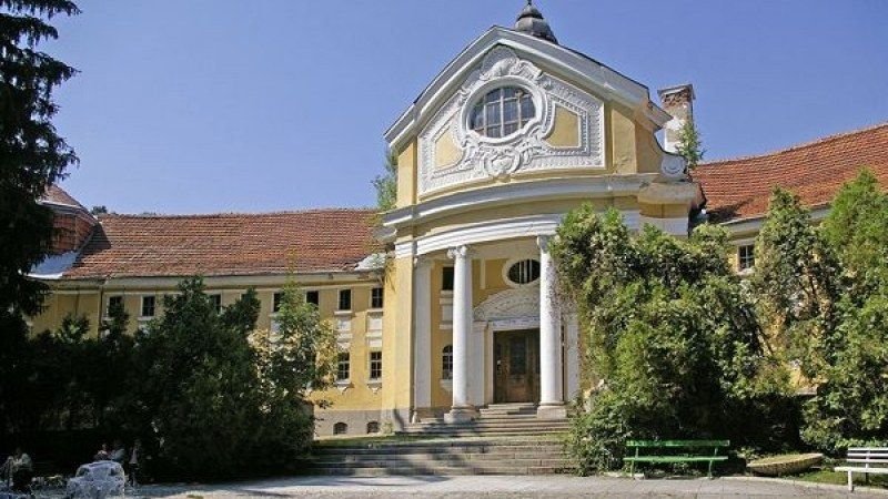 Дават на концесия минералната баня в Банкя