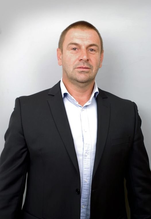 Кандидатът на ГЕРБ Ангел Павлов победи представителя на БСП и
