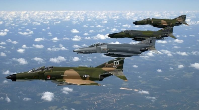 Тайван е засякъл 22 китайски военни самолета в Тайванския проток