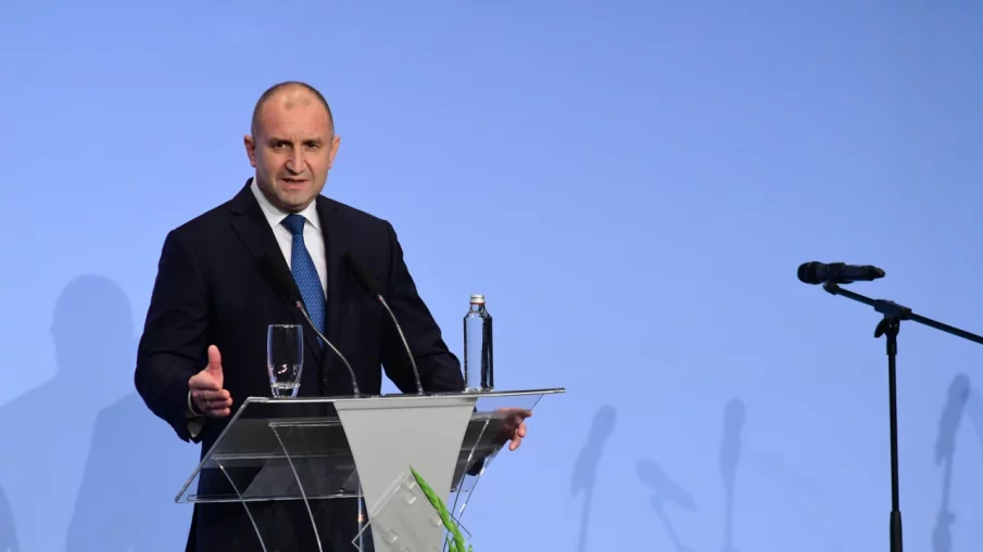 Румен Радев представя България на срещата на върха на ЕС
