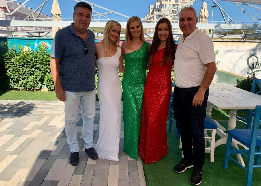 ЩЕ СТАНАТ ЛИ КВАРТЕТ? Трио Сопрано разкри за неподозирана дарба на Христо Стоичков (СНИМКИ)