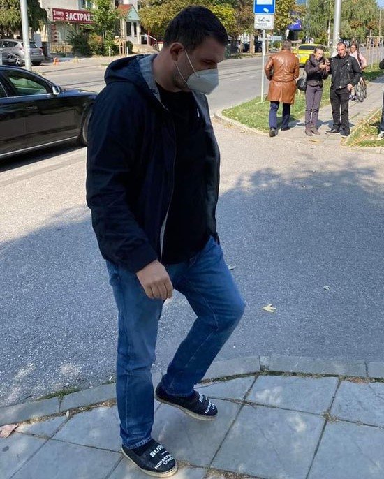 НЕУЗНАВАЕМ: Делян Пеевски се стопи с над 50 кг! (СНИМКА/ВИДЕО)