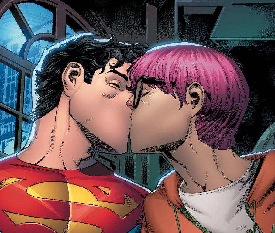 Ди Си Комикс обяви в понеделник, че новият Супермен, който
