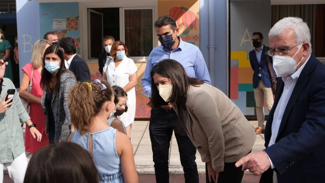 Затвор за родители антиваксъри в Гърция, ако не пращат децата си на училище
