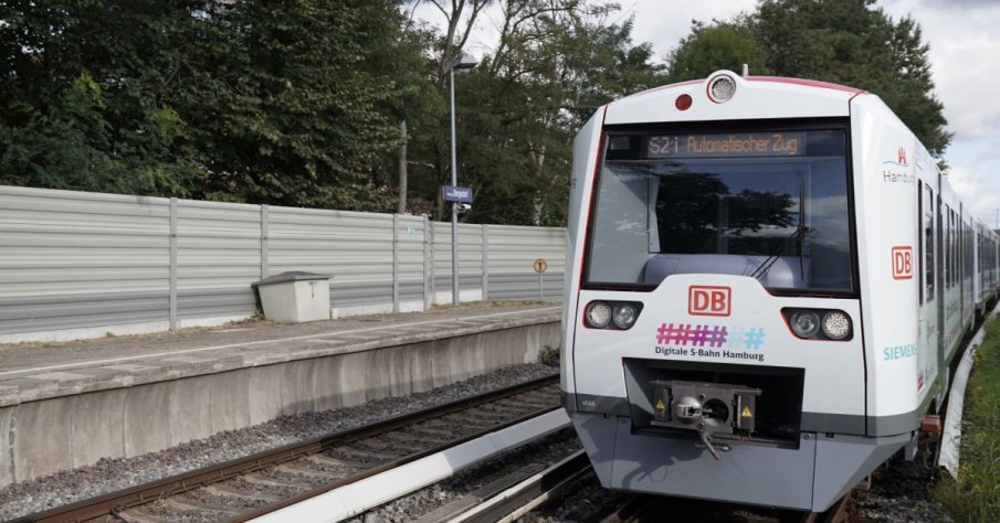 СУПЕР ТЕХНОЛОГИИ: Демонстрираха първия в света автономен пътнически влак