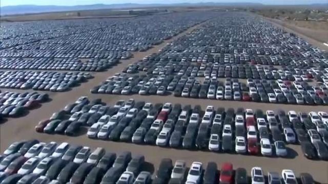 ТЕЖКИ ВРЕМЕНА: Силен спад на продажбите на нови автомобили в ЕС и България през септември