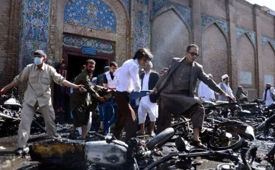 Експлозия разтърси джамия в Кандахар, има убити и ранени