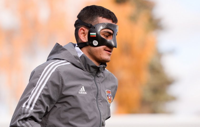 Георги Костадинов стана баща на момченце