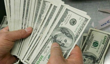 Доларът скочи до 20-годишен връх след обявената мобилизация в Русия