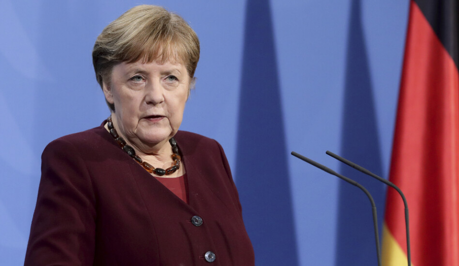 Изпълняващият длъжността германски канцлер Ангела Меркел в последното си обръщение