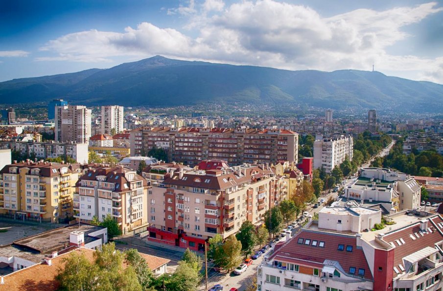ИМОТИ И ЦЕНИ: Дават 100 хил. евро за двустаен в София