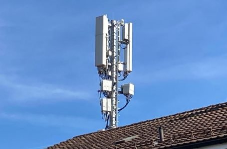 Квартал на Карлово въстана срещу 5G станция
