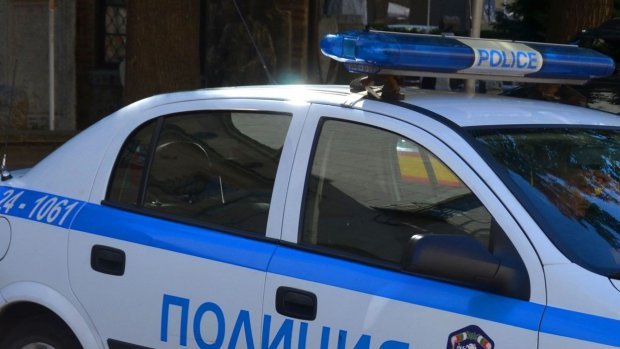 Двама младежи са взели от 30-годишна жена от Враца 5000