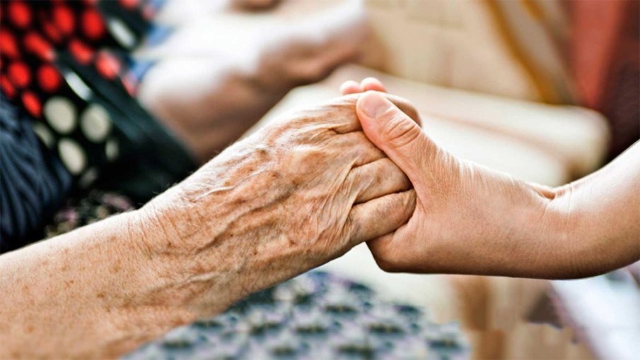 Домът за стари хора в Априлци е под карантина, 23-ма са с COVID-19