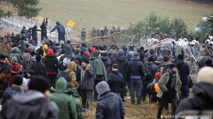 Полша обвини в продължаващо транспортиране на до границата, въпреки разчистването