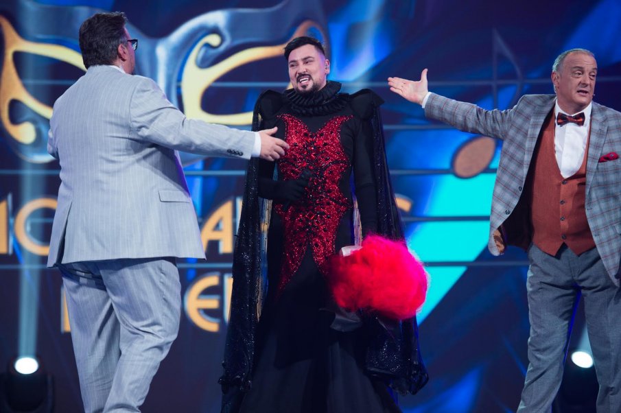 Заподозряха конспирация в изгонването на Прилепа от Маскираният певец