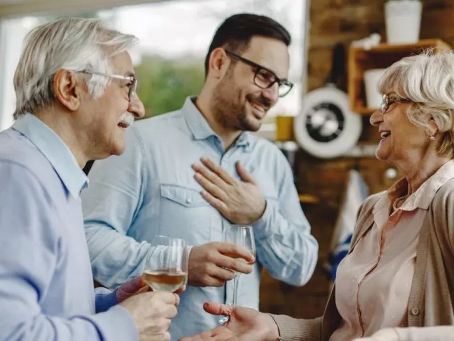 ВНИМАНИЕ, МЪЖЕ! 6 съвета как да впечатлите родителите на приятелката си