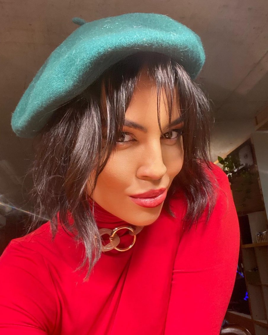 Деси Цонева на нож с бившия, погодил й много кофти номера