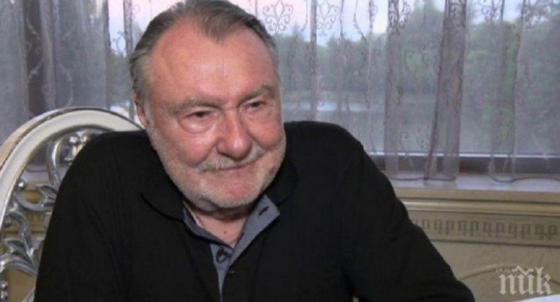 Васил Михайлов помага на болни с пенсията си от 400 лева