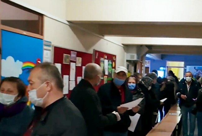 Рекорден брой секции в Турция за вота „2 в 1“