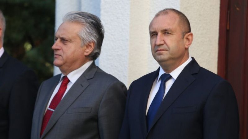 Скандал в БНР: Слушатели изригнаха срещу Радев и кабинета му, сравниха държавната медия със смокиново листо на президента