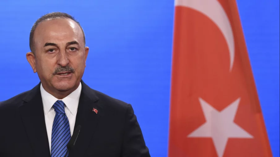 Посланикът на България в Турция Ангел Чолаков е бил извикан