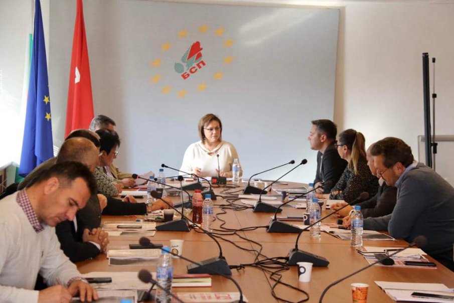 Корнелия Нинова с подробности за преговорите с ПП - стартират утре с темите енергетика, икономика, транспорт и правосъдие