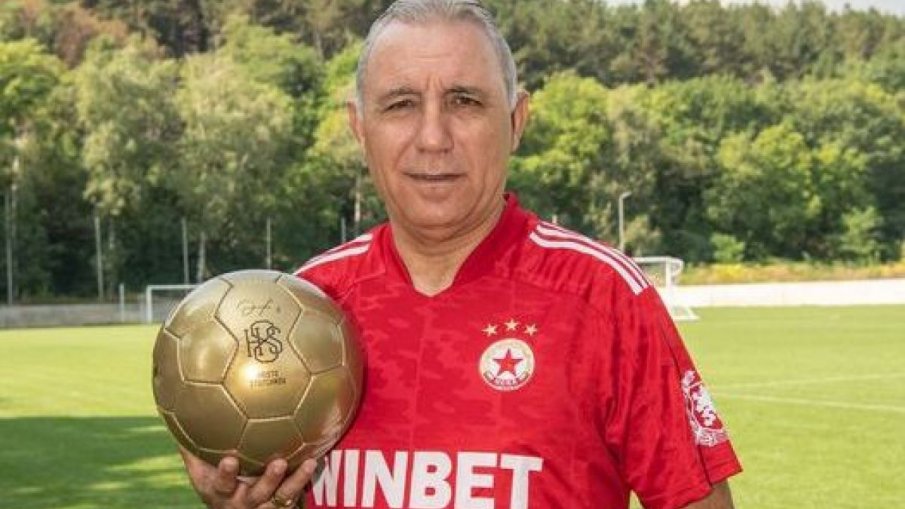 Стоичков не пропусна да надъха ЦСКА