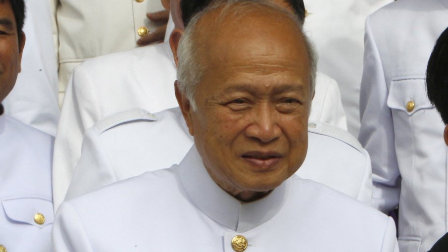 Почина бившият премиер на Камбоджа принц Нородом Ранарид