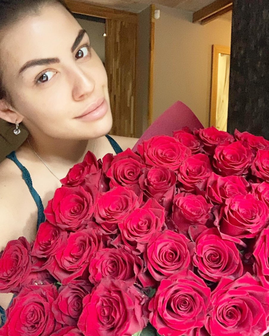 Ваксинираната Деси Цонева преодоля COVID-19 на рождения си ден