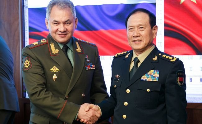 Руското посолство в София съобщава: Министрите на отбраната на Русия и Китай: Сплотени сме като една велика планина