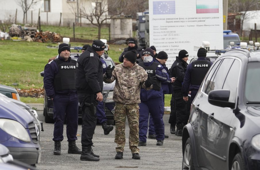 Условна присъда за Бейсим, който вдигна на крак 200 полицаи в Сърница