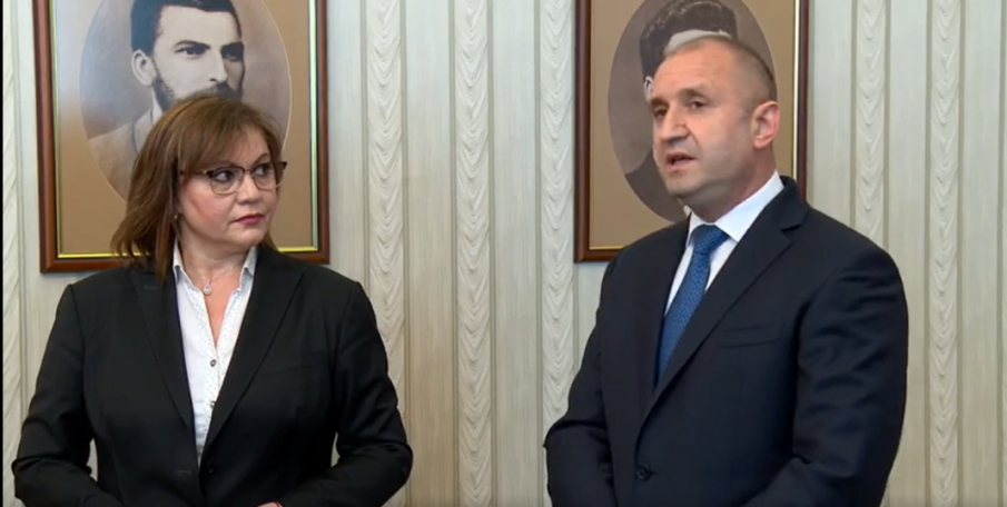 Лидерката на БСП Корнелия седна на с президента Румен Радев.