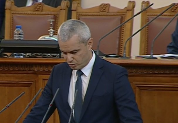 ГОРЕЩО В ПИК TV! Костадин Костадинов изби рибата - подмина всички официални гости в речта си: Нямаме нужда от страхливи и продажни управници (ОБНОВЕНА)