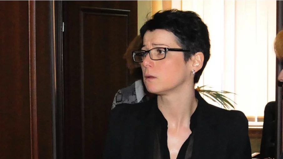 Агенцията по вписванията отказа да отпише Ваня Караганева като изпълнителен директор на ДКК