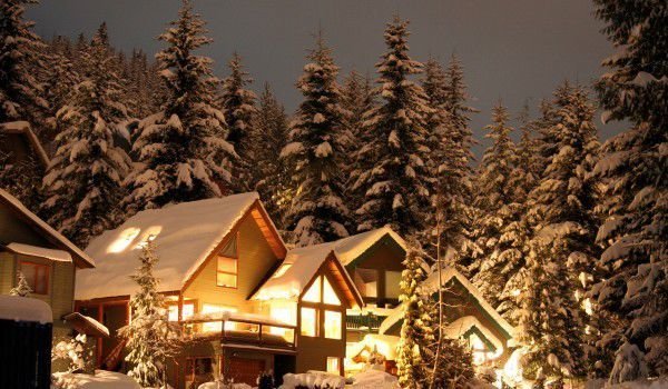 С колко скачат цените в хотелите за предстоящите празници