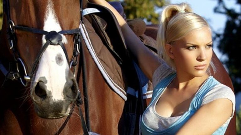 УЖАС: Мисис България жертва на домашно насилие - мъжът на Екатерина Велчева отвлякъл дъщеря им