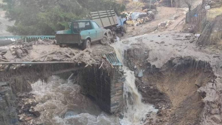 Кога пътят към село Триград ще бъде възстановен?